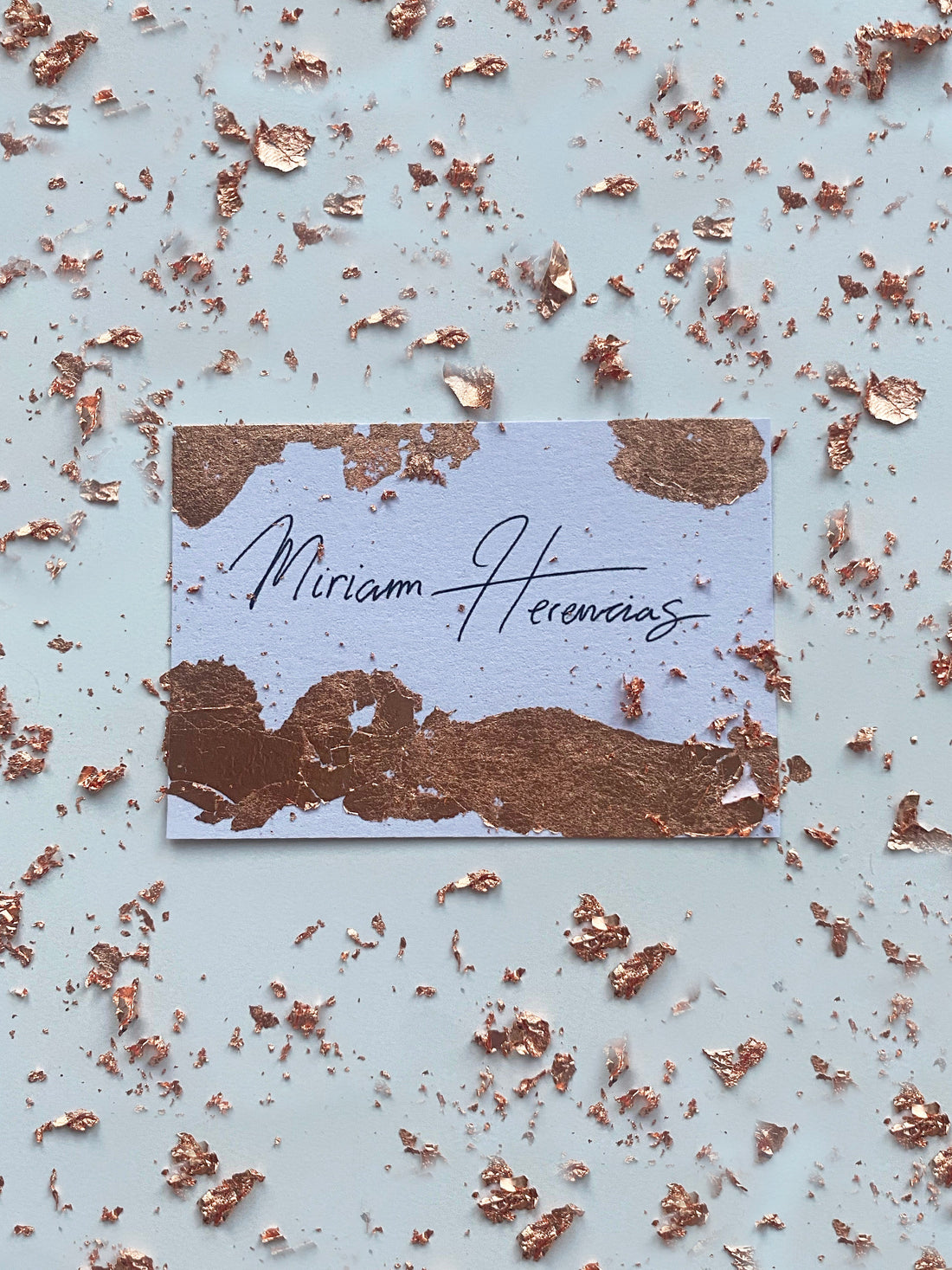 Tarjeta de Presentación Miriam Herencias con Toques de Oro - Miriam Studio