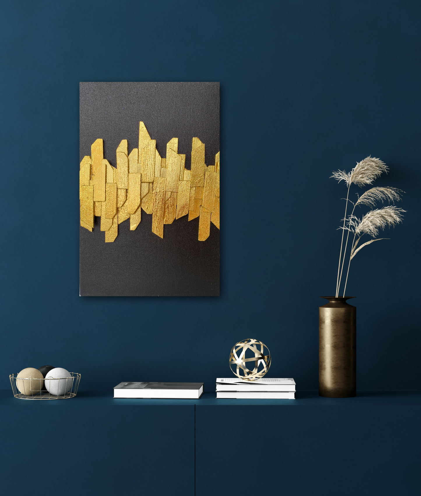 CARBÓN DORADO: Resplandor en la Oscuridad en 30x20 cm by Miriam Herencias