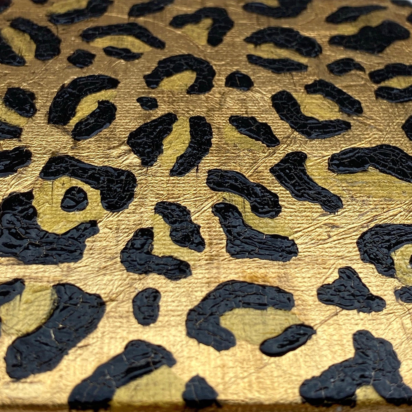 Detalles del Cuadro 'Salvaje': Explora la expresividad y los matices artísticos desde un ángulo único.