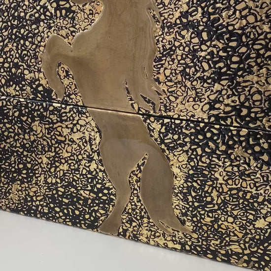 Video del Cuadro 'El Caballo del Oro': Descubre la majestuosidad y la elegancia de esta obra de arte, capturada en movimiento.